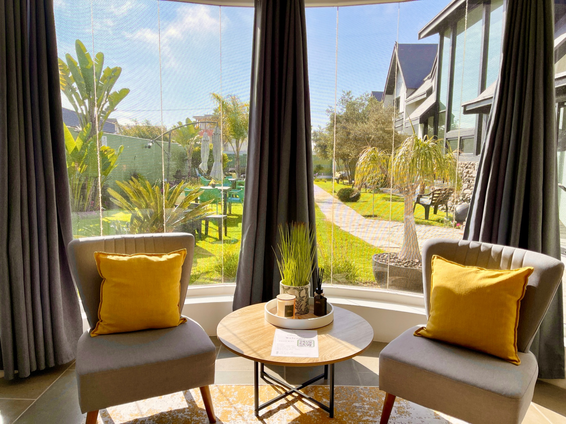 Cozy seating area overlooking the lawn